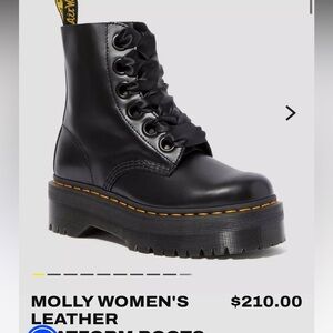 Dr. Martens Molly boot